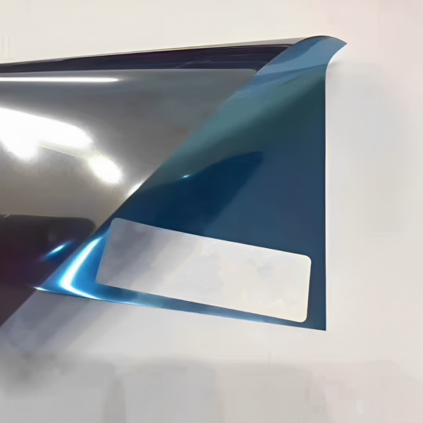 747CE8DD 961A 42E3 A6C0 1731022EE045 600x600